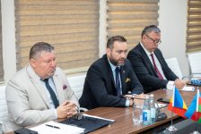 Azerbaijani Media Dev't Agency hosts meeting with Romanian delegation (PHOTO)