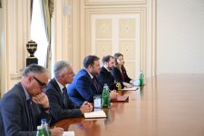 President Ilham Aliyev receives UK Minister of State for Europe, North America, and Overseas Territories (PHOTO/VIDEO)