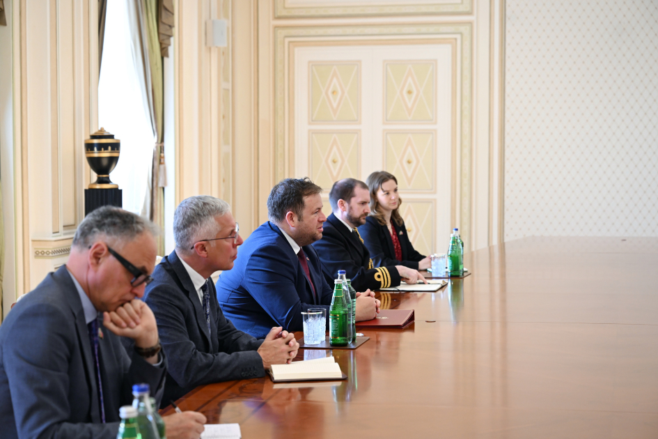 President Ilham Aliyev receives UK Minister of State for Europe, North America, and Overseas Territories (PHOTO/VIDEO)