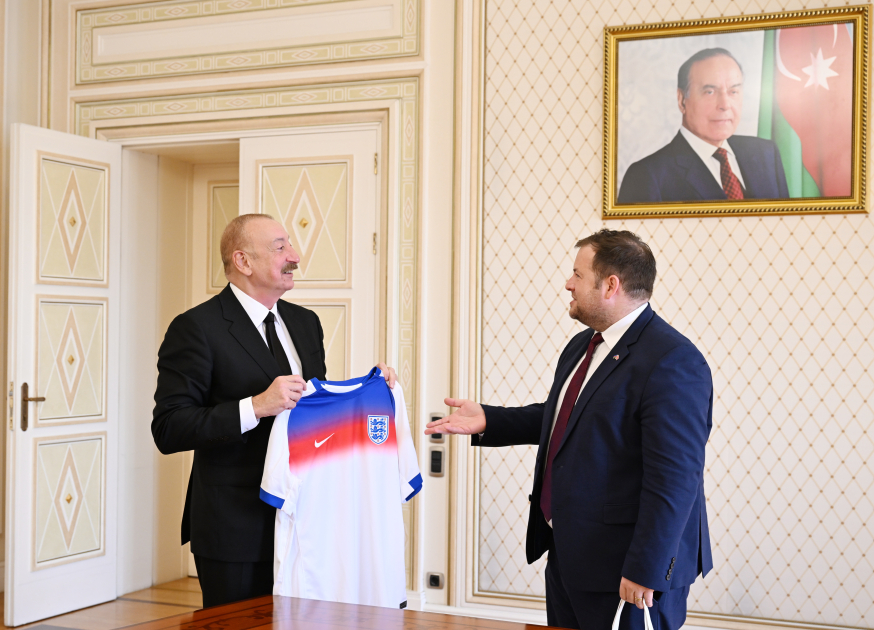 President Ilham Aliyev receives UK Minister of State for Europe, North America, and Overseas Territories (PHOTO/VIDEO)