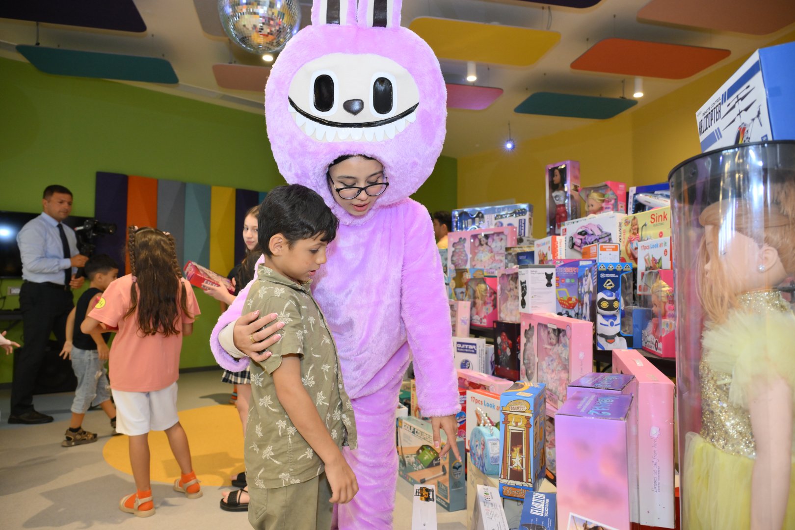 Heydar Aliyev Foundation organizes another entertainment event for children (PHOTO)