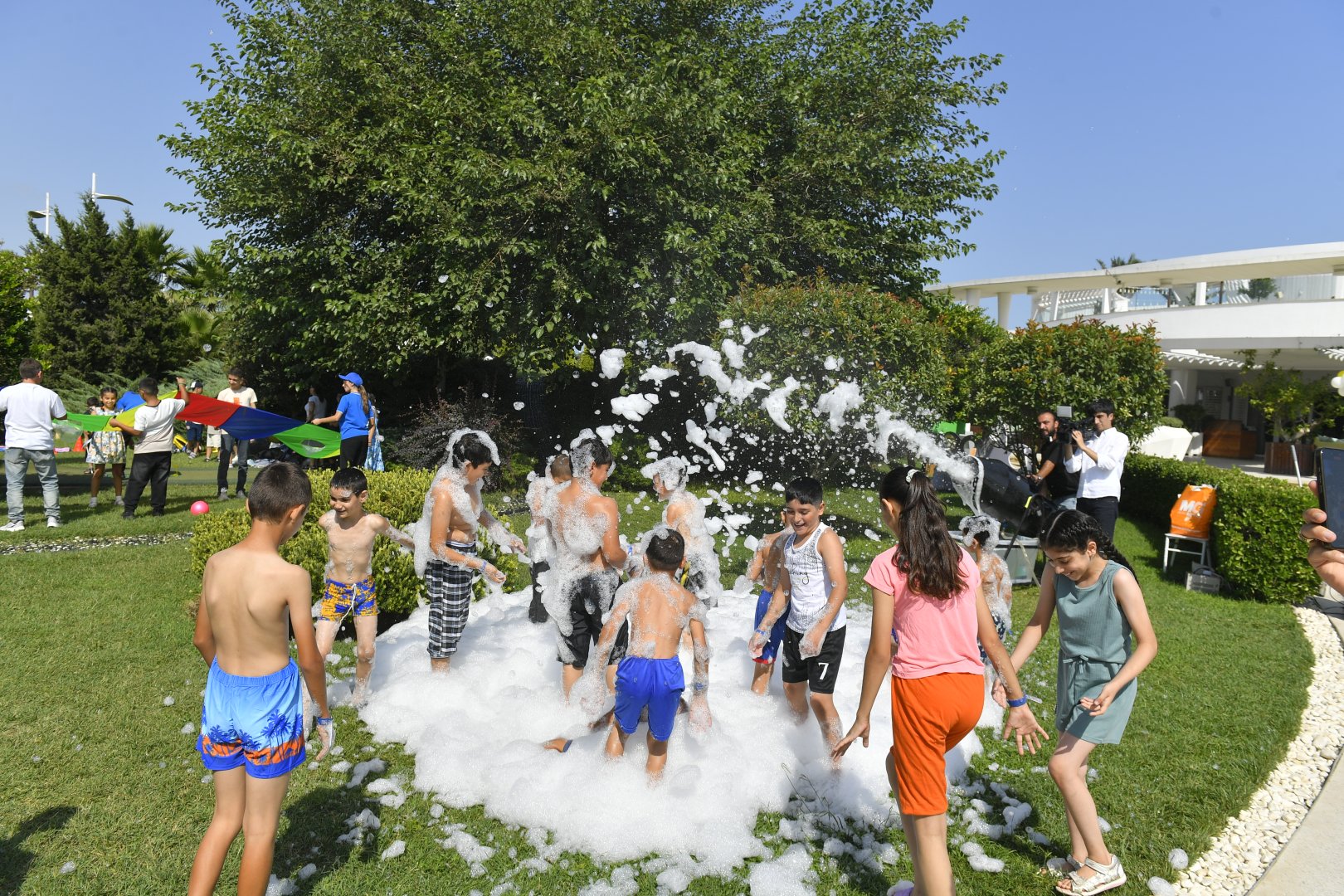 Heydar Aliyev Foundation organizes another entertainment event for children (PHOTO)