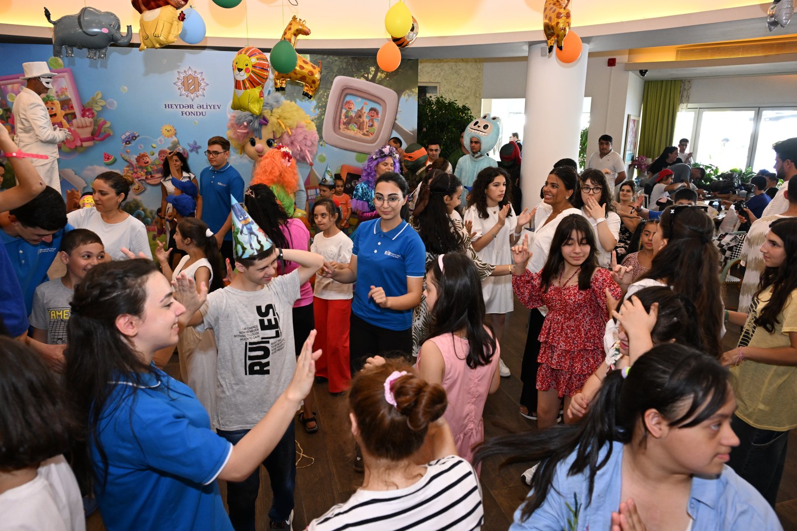 Heydar Aliyev Foundation organizes another entertainment event for children (PHOTO)