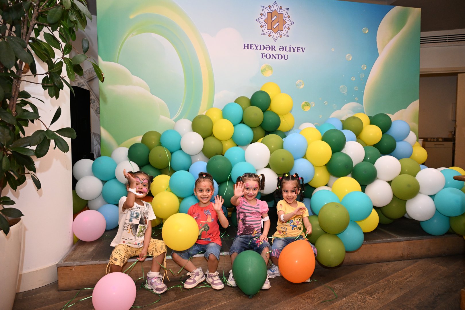 Heydar Aliyev Foundation organizes another entertainment event for children (PHOTO)