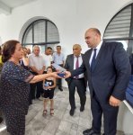 Multiple families relocating to Aghdam's Khidirli village receive keys to houses (PHOTO)