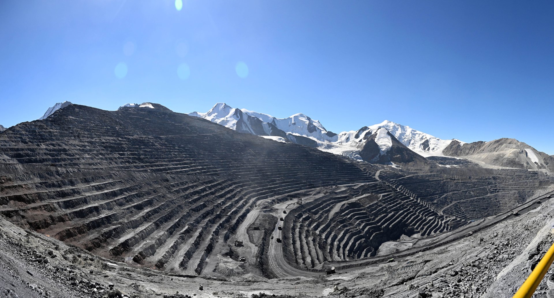 Kyrgyzstan launches underground gold mining project at Kumtor