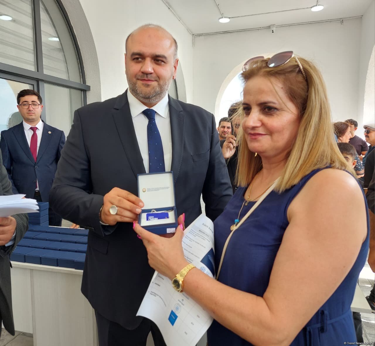 Multiple families relocating to Aghdam's Khidirli village receive keys to houses (PHOTO)