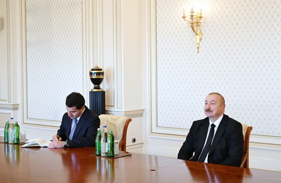 President Ilham Aliyev receives EU Special Representative for South Caucasus (PHOTO/VIDEO)