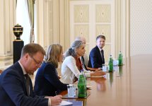 President Ilham Aliyev receives EU Special Representative for South Caucasus (PHOTO/VIDEO)