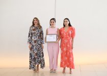 Heydar Aliyev Foundation VP Leyla Aliyeva, Arzu Aliyeva present certificates to students completing distant Chinese language courses (PHOTO)
