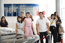 Heydar Aliyev Foundation VP Leyla Aliyeva, Arzu Aliyeva present certificates to students completing distant Chinese language courses (PHOTO)