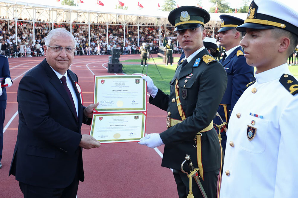 Azerbaijan Defense Minister attends graduation ceremonies of Turkish military academies (PHOTO)