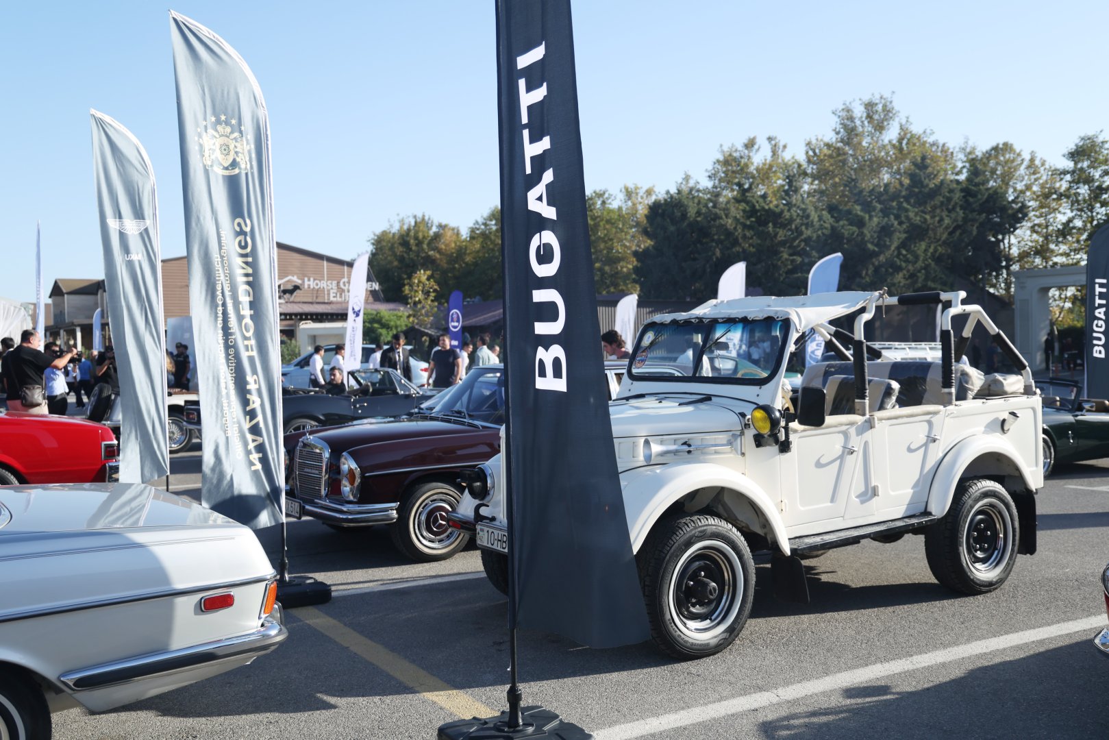 "Horsepower" - Classic car parade and chovgan game held (PHOTO)