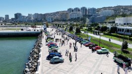 "Horsepower" - Classic car parade and chovgan game held (PHOTO)