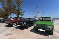 "Horsepower" - Classic car parade and chovgan game held (PHOTO)