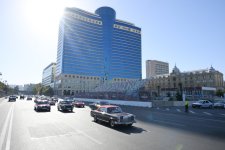 "Horsepower" - Classic car parade and chovgan game held (PHOTO)
