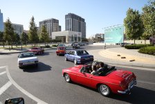 "Horsepower" - Classic car parade and chovgan game held (PHOTO)