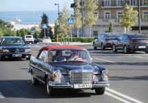 "Horsepower" - Classic car parade and chovgan game held (PHOTO)