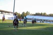 "Horsepower" - Classic car parade and chovgan game held (PHOTO)