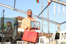 "Horsepower" - Classic car parade and chovgan game held (PHOTO)