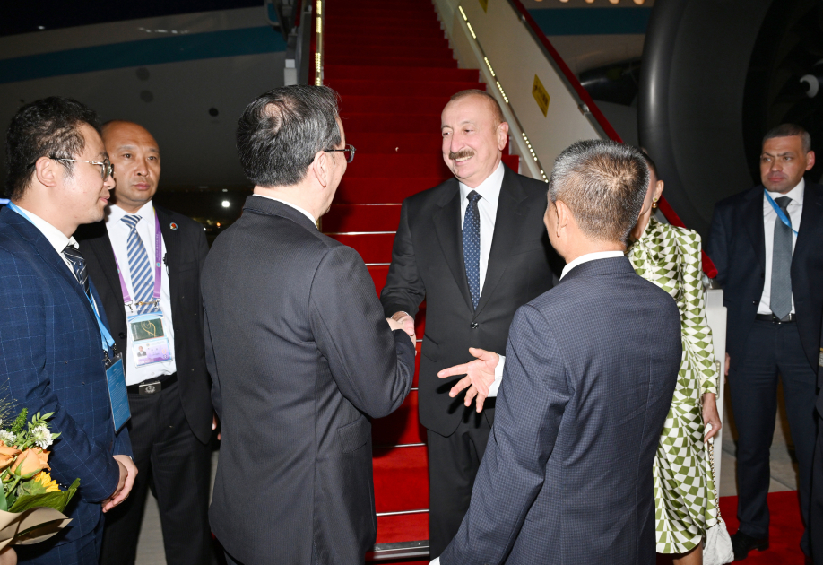 President Ilham Aliyev arrives on working visit to China (PHOTO/VIDEO)