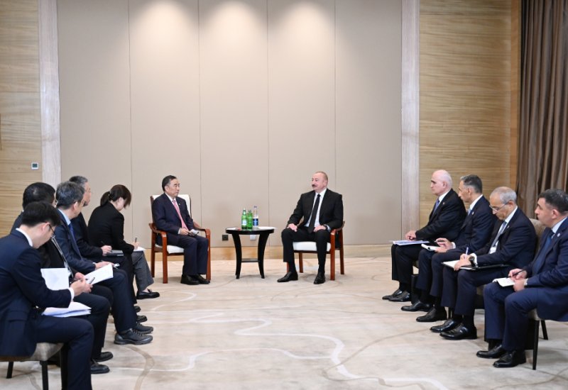 President Ilham Aliyev meets Chairman of CCCC in Tianjin (PHOTO/VIDEO)
