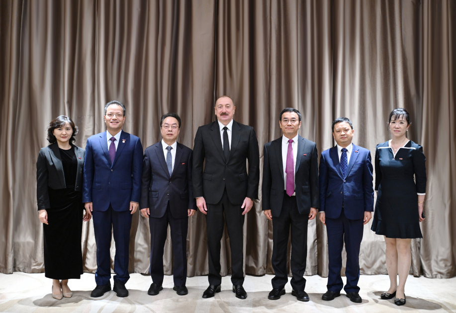 President Ilham Aliyev meets CEO of CETC in Tianjin (PHOTO/VIDEO)