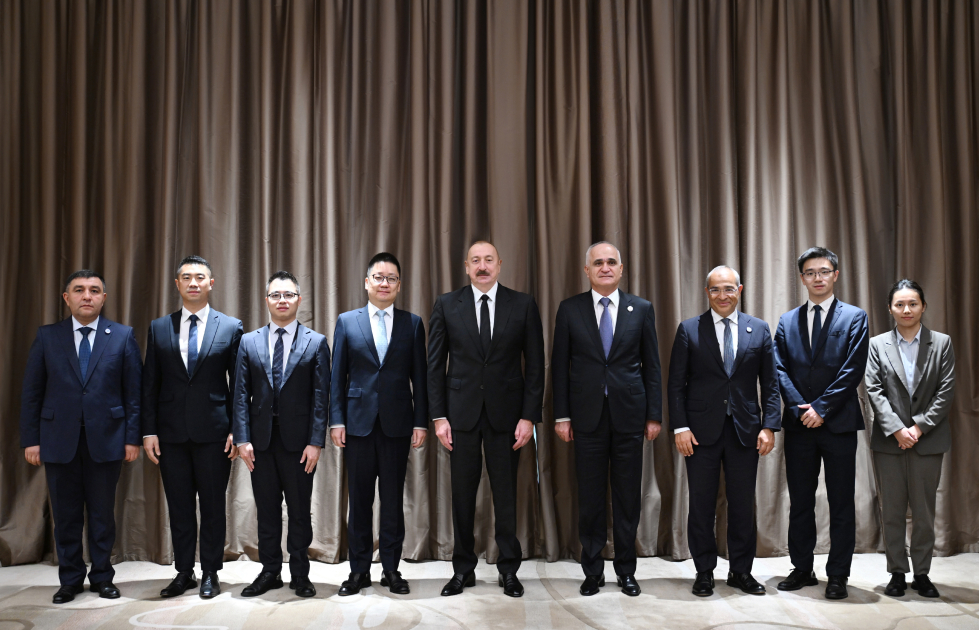 President Ilham Aliyev meets founder and chairman of Sichuan Sunsync Photovoltaic Technology Co. (PHOTO/VIDEO)