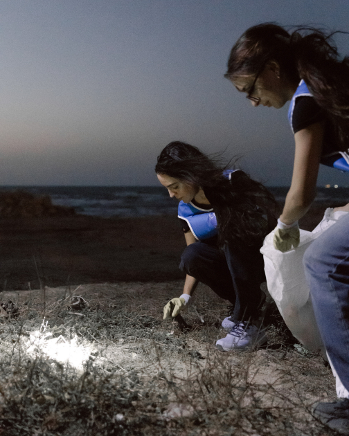 Heydar Aliyev Foundation VP Leyla Aliyeva and Head of Baku Media Center Arzu Aliyeva participate in cleanup campaign in Bilgah (PHOTO)