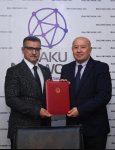 Azerbaijan Red Crescent Society awards Trend News Agency with centennial medal (PHOTO)