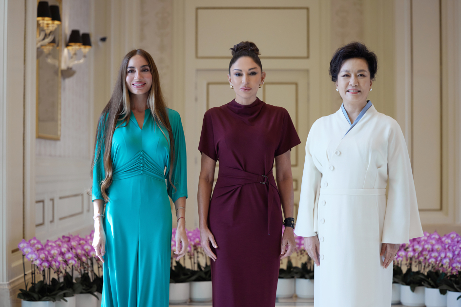 First Lady Mehriban Aliyeva participates in boat trip with spouses of heads of state and government attending meeting in "SCO Plus" format (PHOTO)