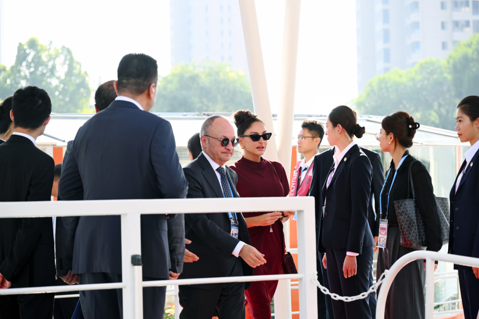 First Lady Mehriban Aliyeva participates in boat trip with spouses of heads of state and government attending meeting in "SCO Plus" format (PHOTO)