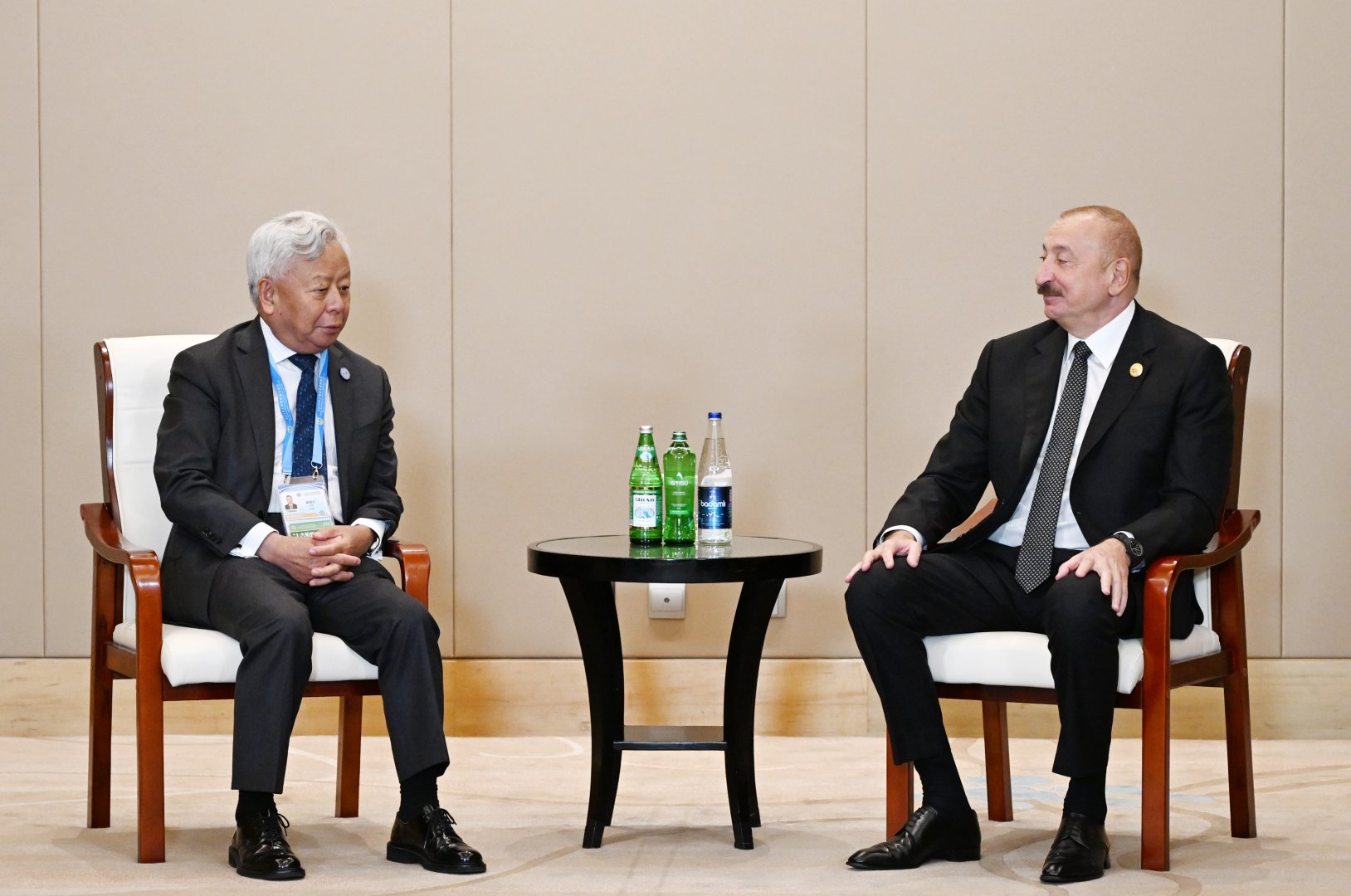 President Ilham Aliyev meets AIIB President in Tianjin (PHOTO/VIDEO)