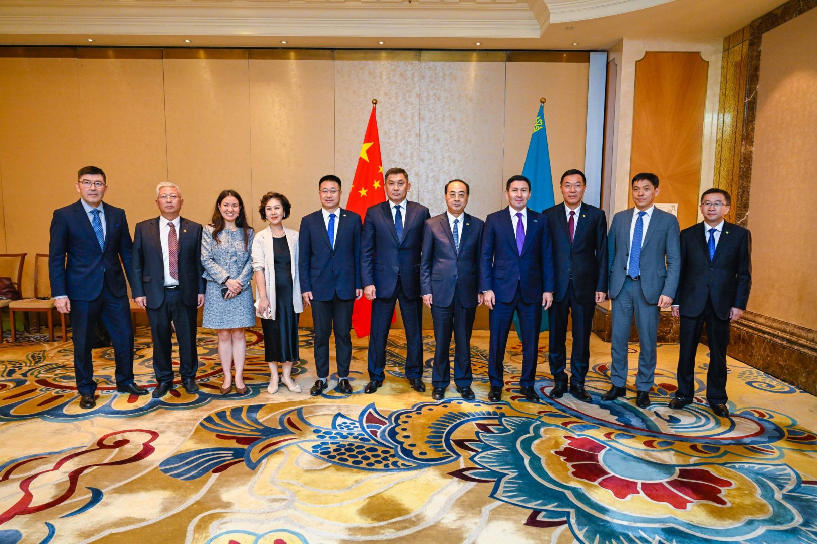 Kazakhstan, China’s CRRC strengthen partnership in locomotive manufacturing