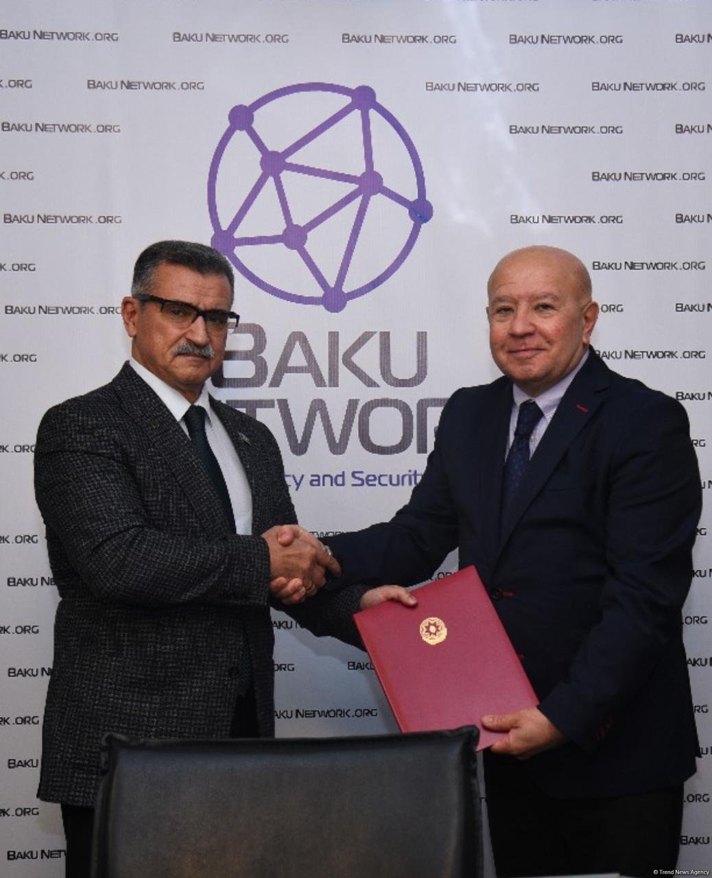 Azerbaijan Red Crescent Society awards Trend News Agency with centennial medal (PHOTO)