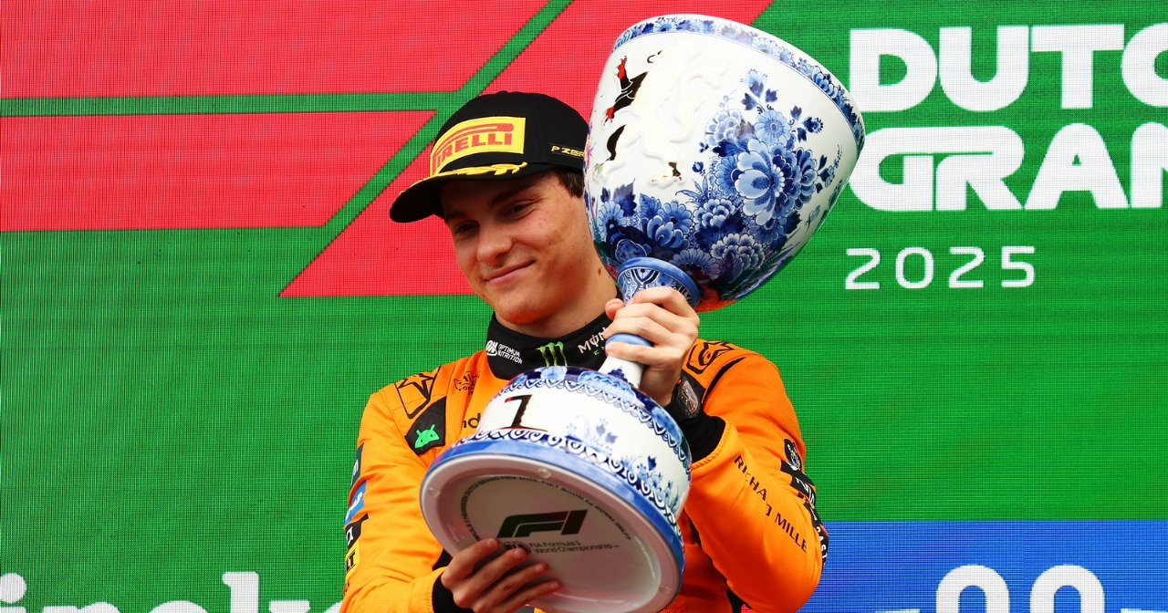 Piastri holds the lead as Norris misses out on the podium!