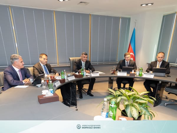 Azerbaijan, U.S. keeping up with financial base and payment system growth (PHOTO)