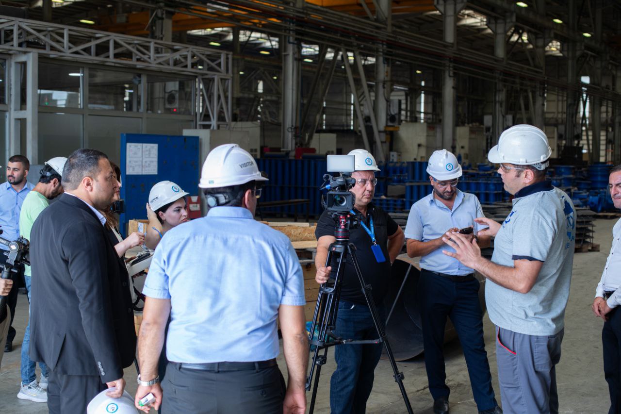 Media tour set in motion to showcase enterprises of Azertechnoline (PHOTO/VIDEO)