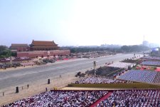President Ilham Aliyev and First Lady Mehriban Aliyeva watched parade dedicated to 80th anniversary of Victory in Chinese People's War of Resistance against Japanese Aggression and World War II (PHOTO/VIDEO)
