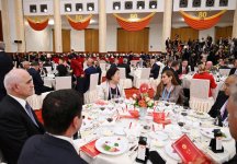 President Ilham Aliyev, First Lady Mehriban Aliyeva attend reception in honor of heads of state and spouses observing parade in Beijing (PHOTO/VIDEO)