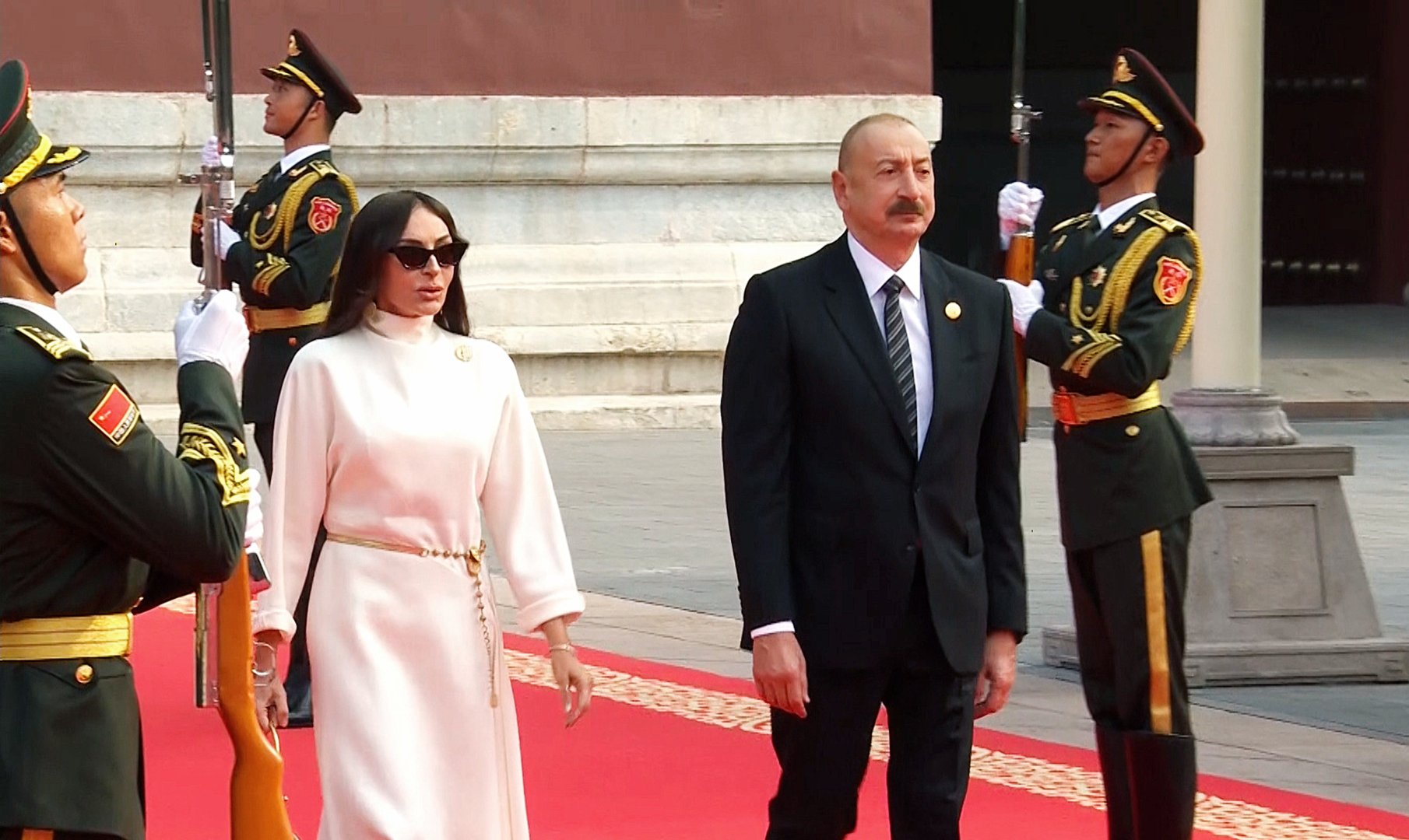 President Ilham Aliyev and First Lady Mehriban Aliyeva watched parade dedicated to 80th anniversary of Victory in Chinese People's War of Resistance against Japanese Aggression and World War II (PHOTO/VIDEO)
