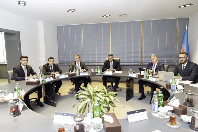 Azerbaijan explores potential for ADB engagement in financial sector (PHOTO)