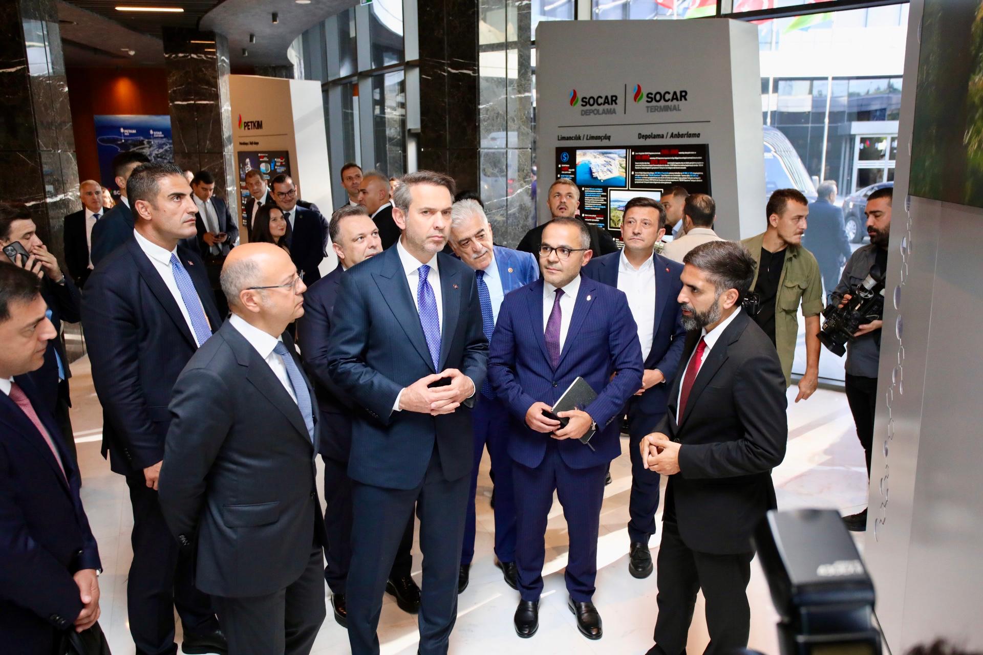 SOCAR’s new investment plans in Türkiye take center stage in Izmir talks (PHOTO)