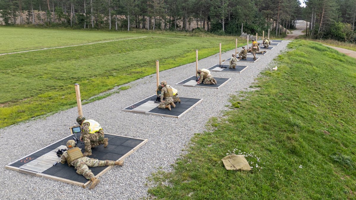 Slovenia’s Best Squad competition evaluates combat skills (PHOTO)