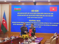 Azerbaijani defense minister meets Vietnamese PM and military leadership (PHOTO)
