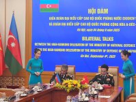 Azerbaijani defense minister meets Vietnamese PM and military leadership (PHOTO)