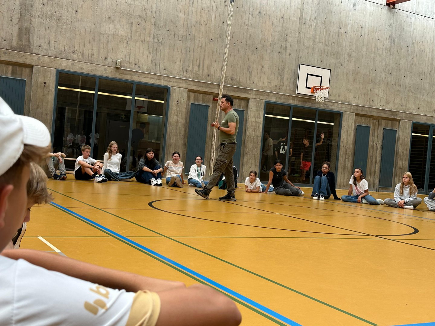 Swiss students join in vibrant project showcasing Azerbaijan (PHOTO)