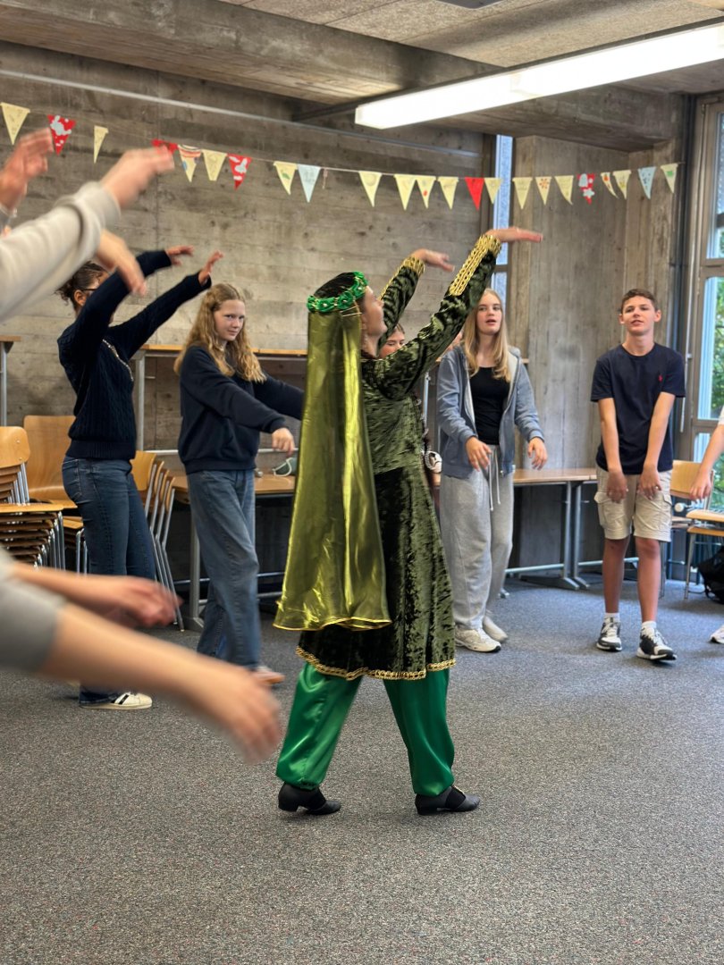 Swiss students join in vibrant project showcasing Azerbaijan (PHOTO)