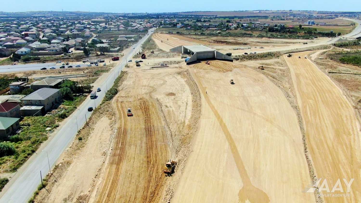Azerbaijan scaling up building Pirshagi-Novkhani-Khirdalan-M4 highway (PHOTO/VIDEO)