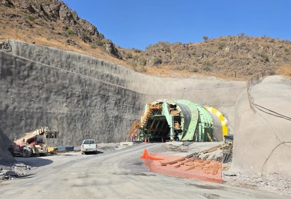 Azerbaijan spotlights ongoing progress on Horadiz–Aghband railway (PHOTO)